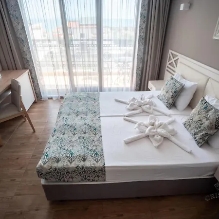 Cristiani Hotel 3*