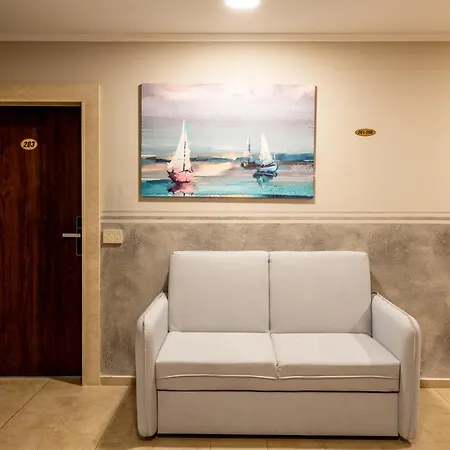Cristiani Hotel